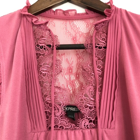 Express Tie Neck Sleeveless Blouse - Picture 7 of 13